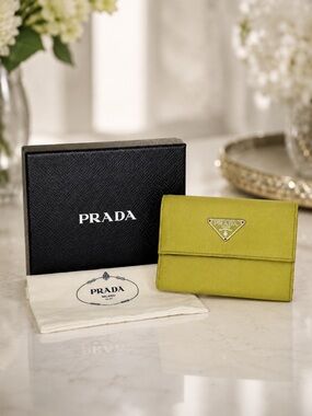 PRADA Green Nylon Compact Wallet Triangle Logo | Vintage Prada | Project